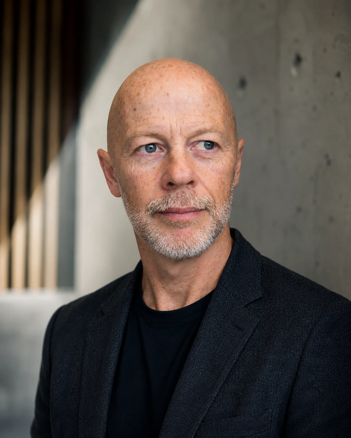 Portrait of Simon Lloyd